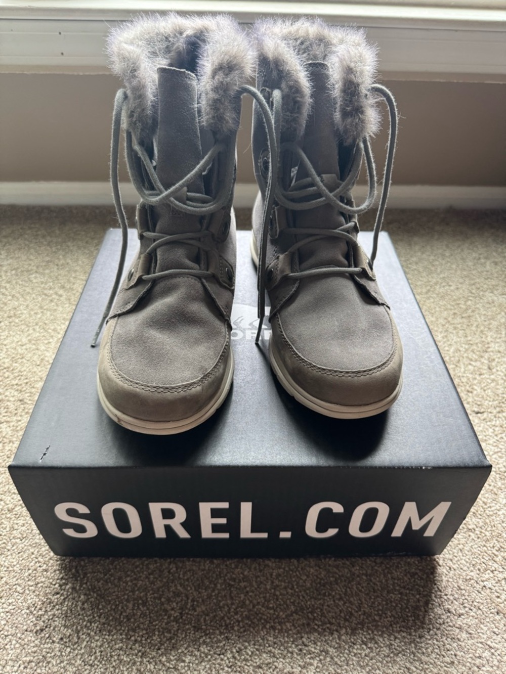 SOREL Gray Suede Faux Fur Lace-Up Winter Boots